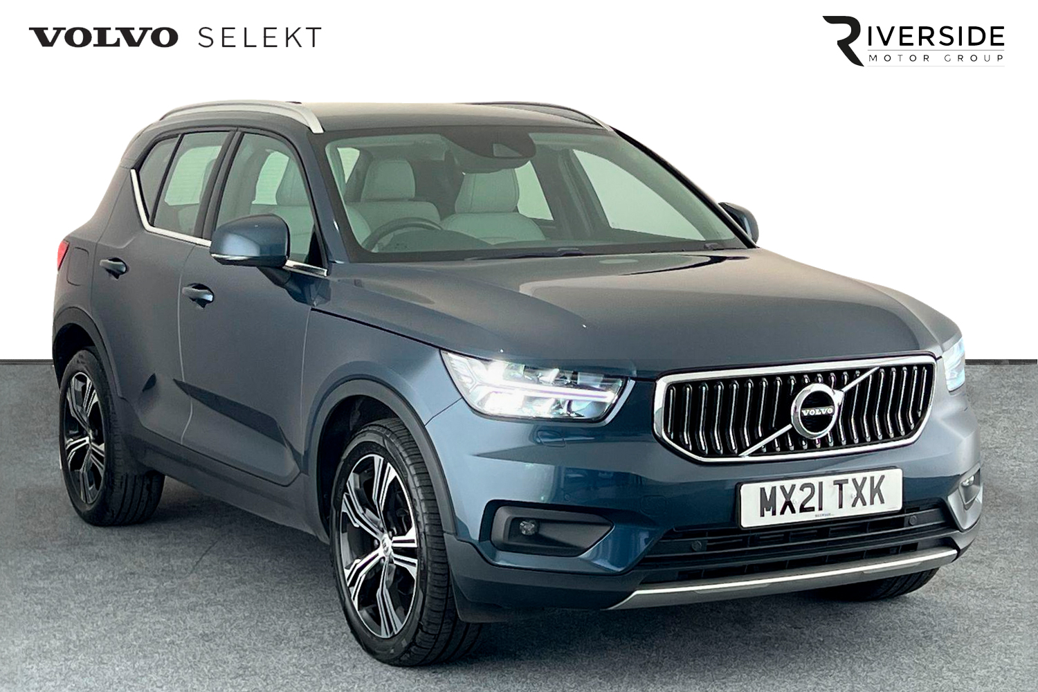 Main listing image - Volvo XC40