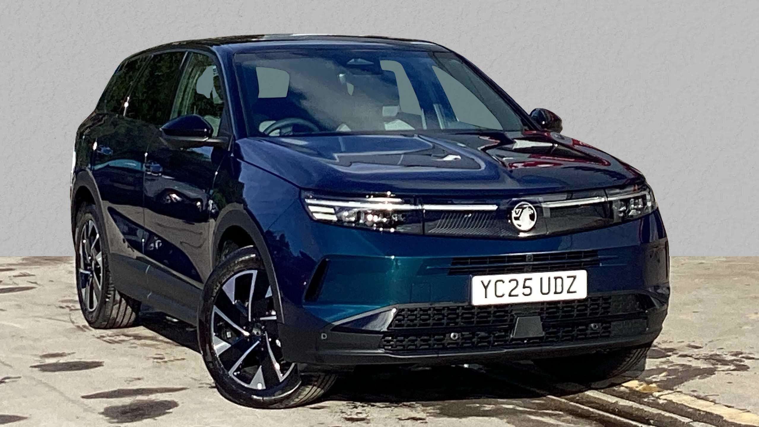 Main listing image - Vauxhall Grandland