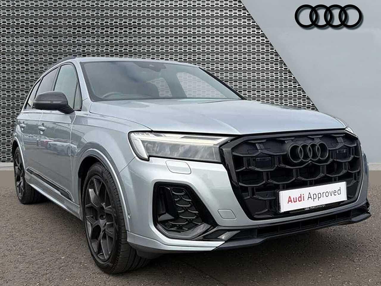 Main listing image - Audi Q7