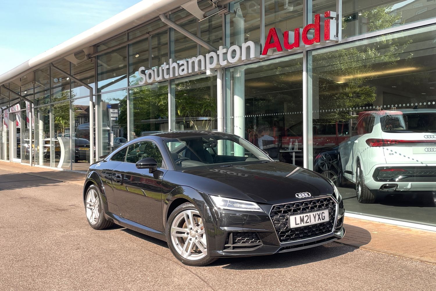 Main listing image - Audi TT