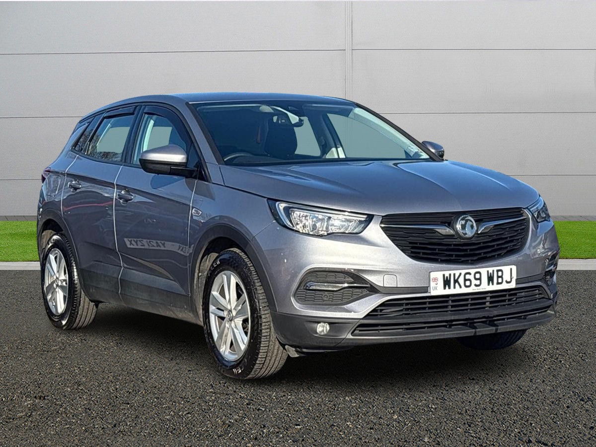 Main listing image - Vauxhall Grandland X