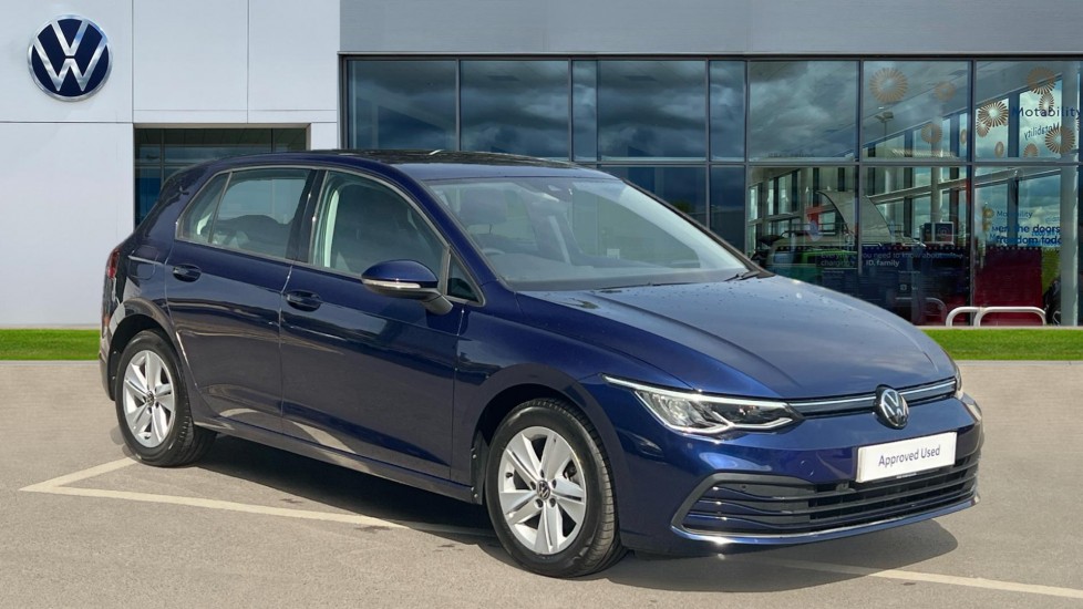 Main listing image - Volkswagen Golf
