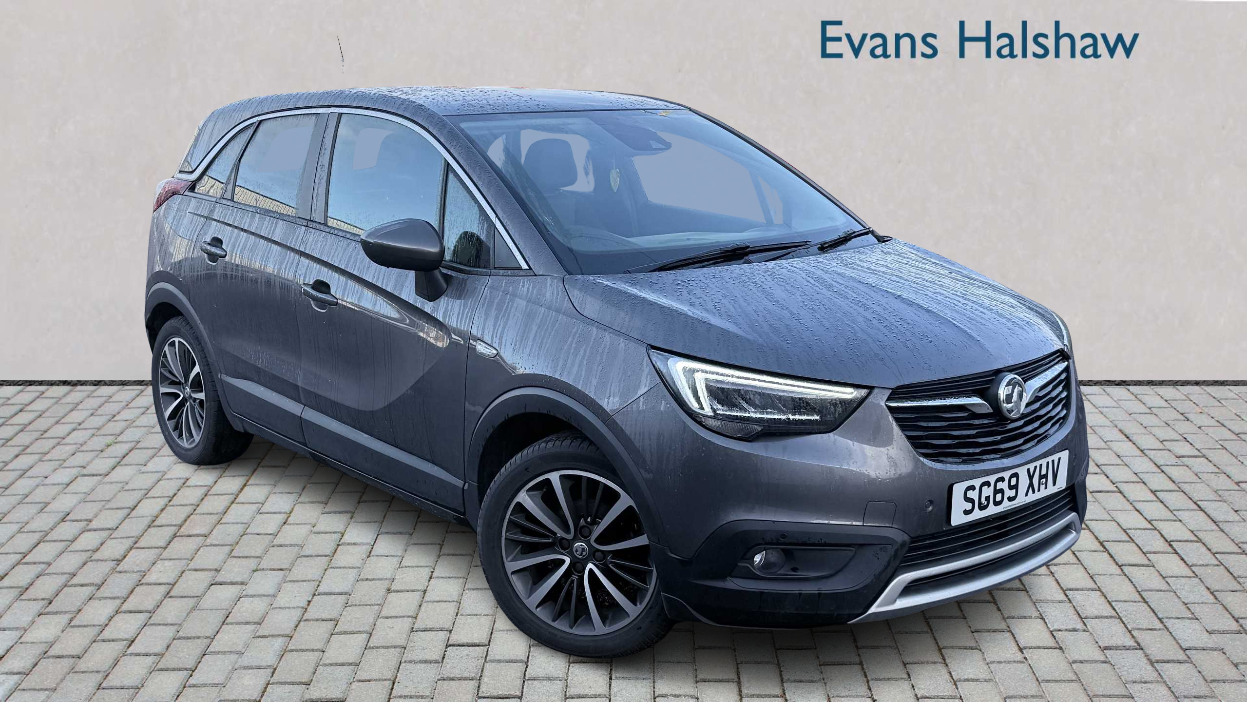Main listing image - Vauxhall Crossland X