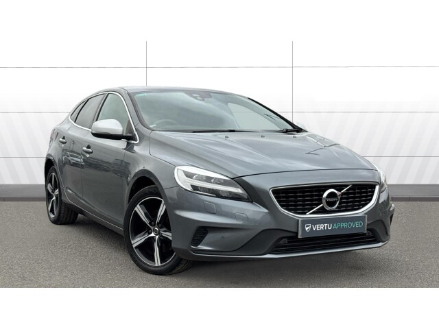 Main listing image - Volvo V40