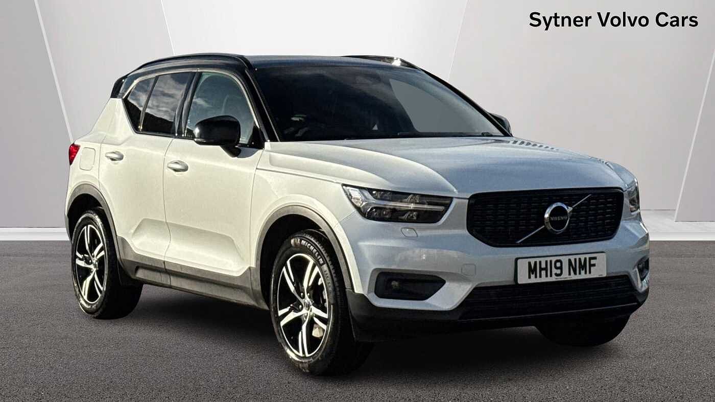 Main listing image - Volvo XC40