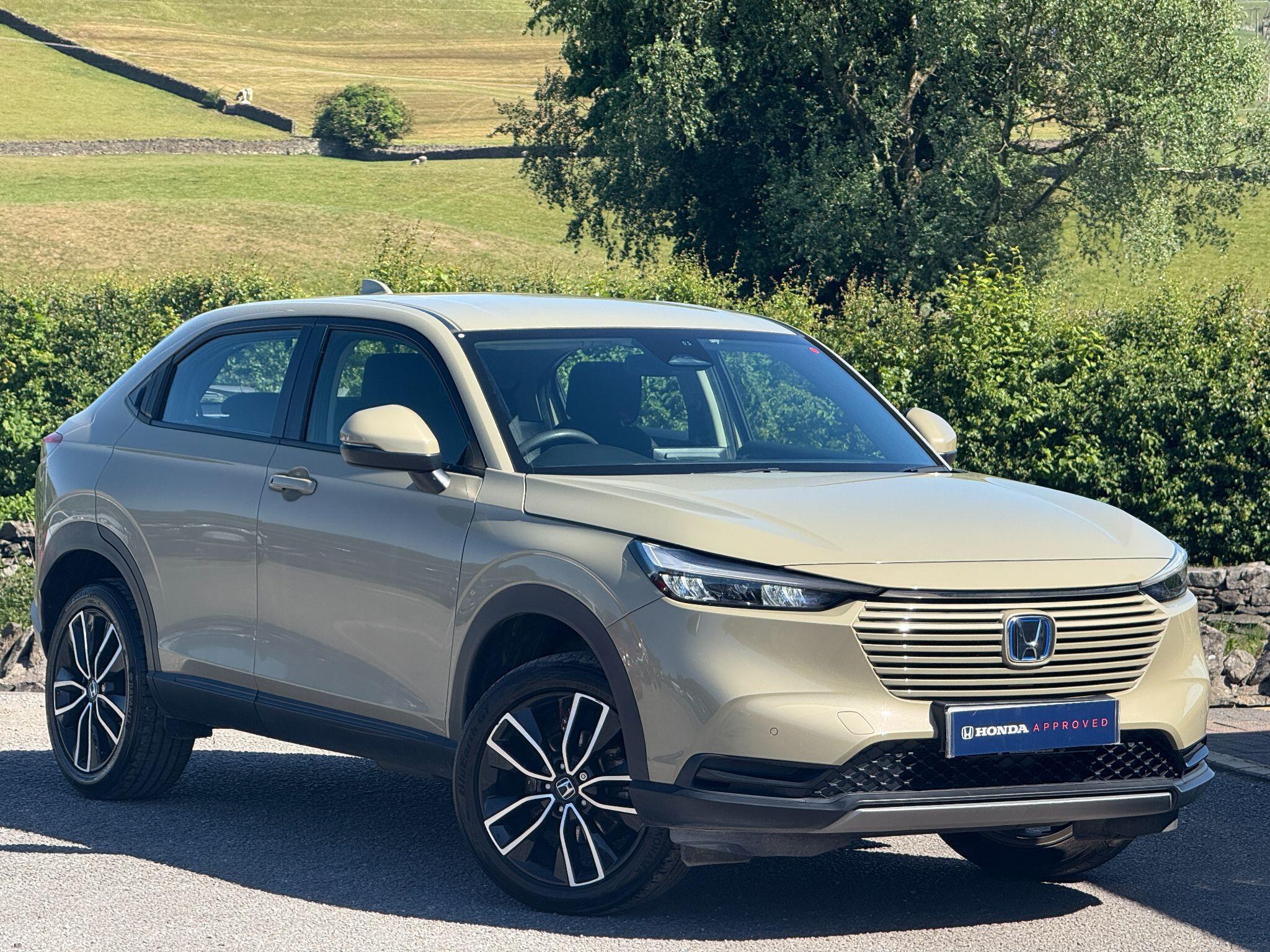 Main listing image - Honda HR-V