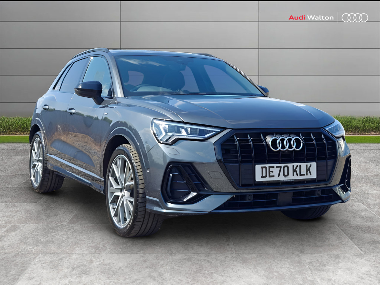 Main listing image - Audi Q3