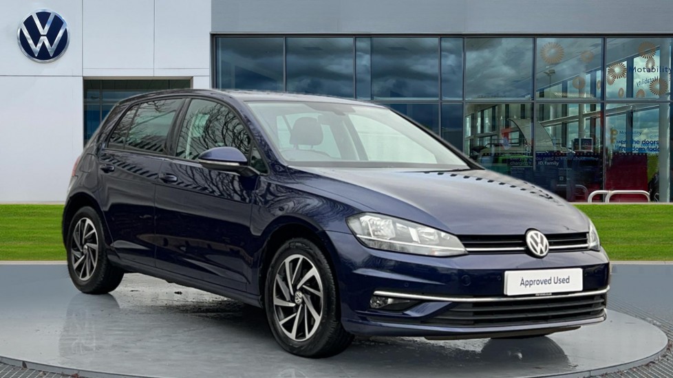 Main listing image - Volkswagen Golf