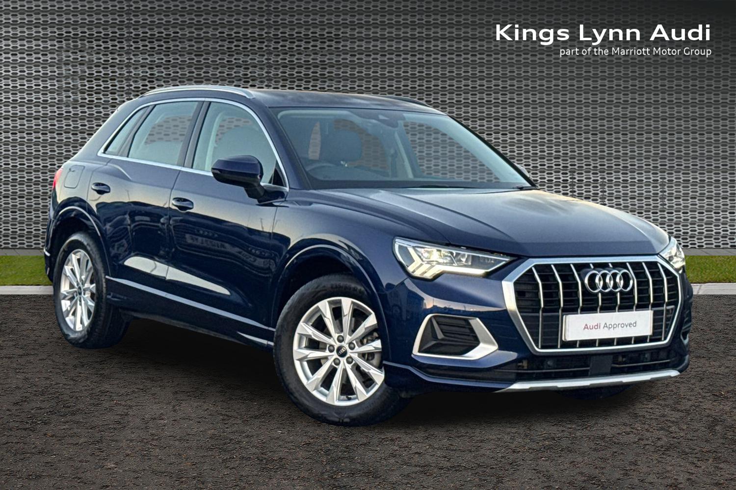 Main listing image - Audi Q3