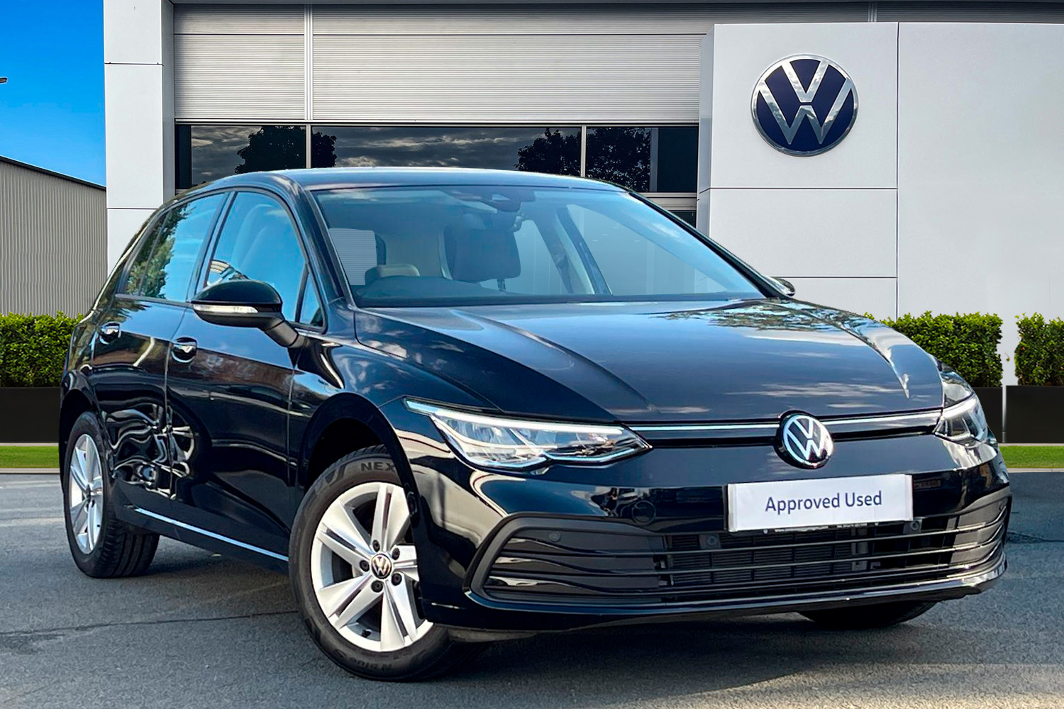 Main listing image - Volkswagen Golf