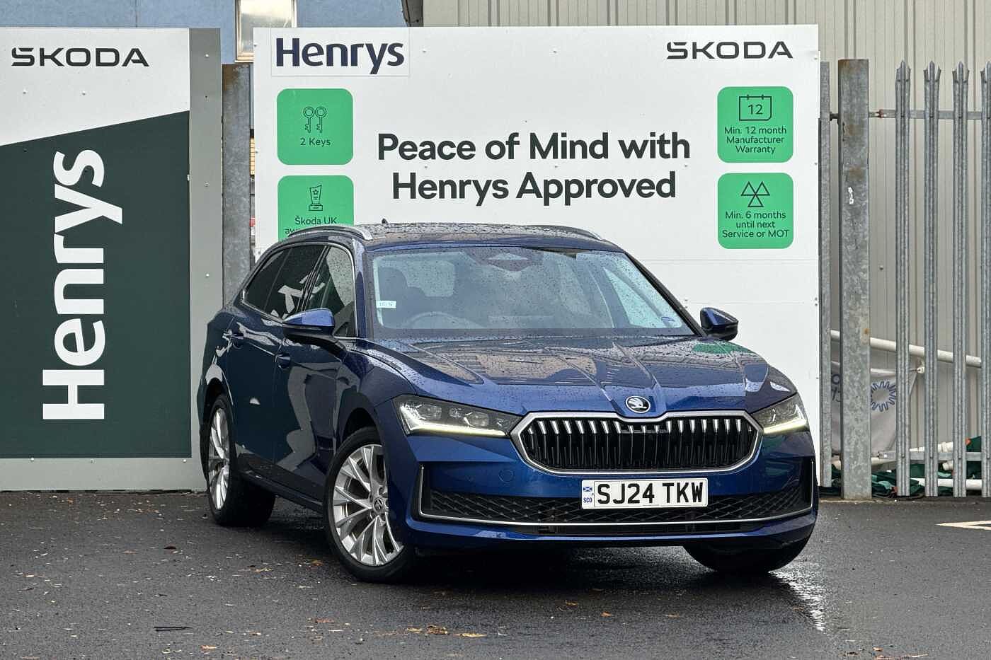 Main listing image - Skoda Superb Estate