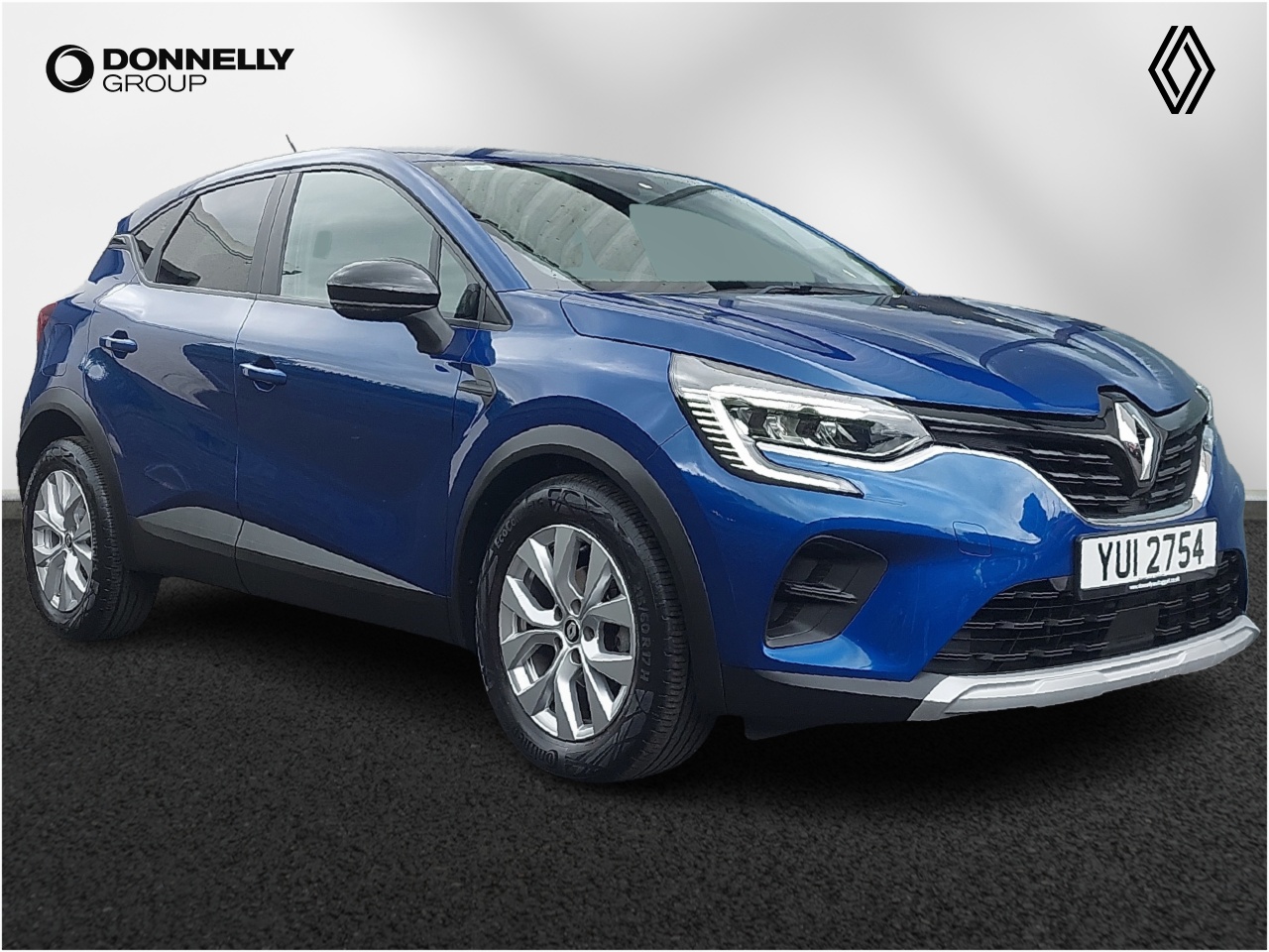 Main listing image - Renault Captur