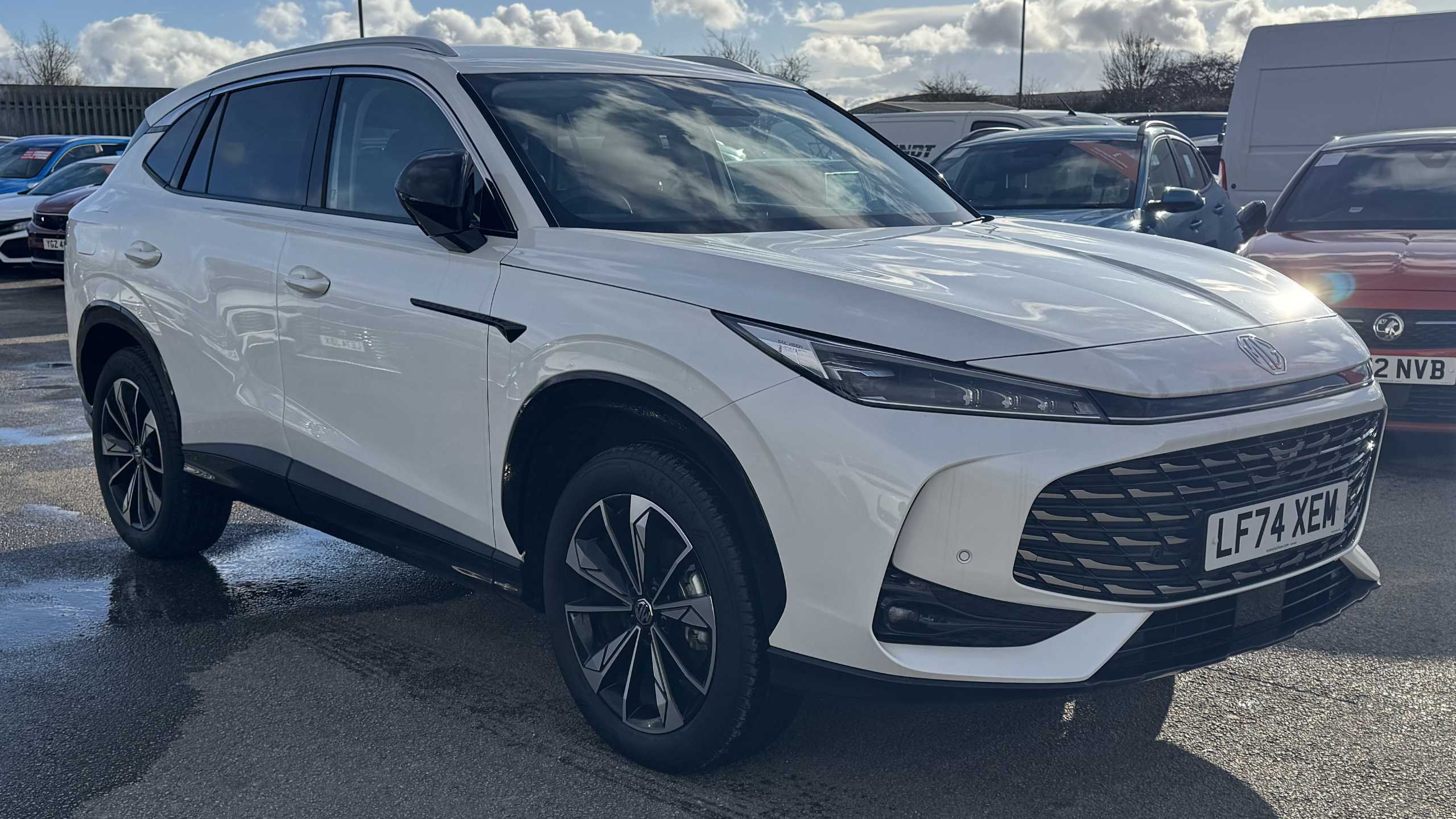 Main listing image - MG HS