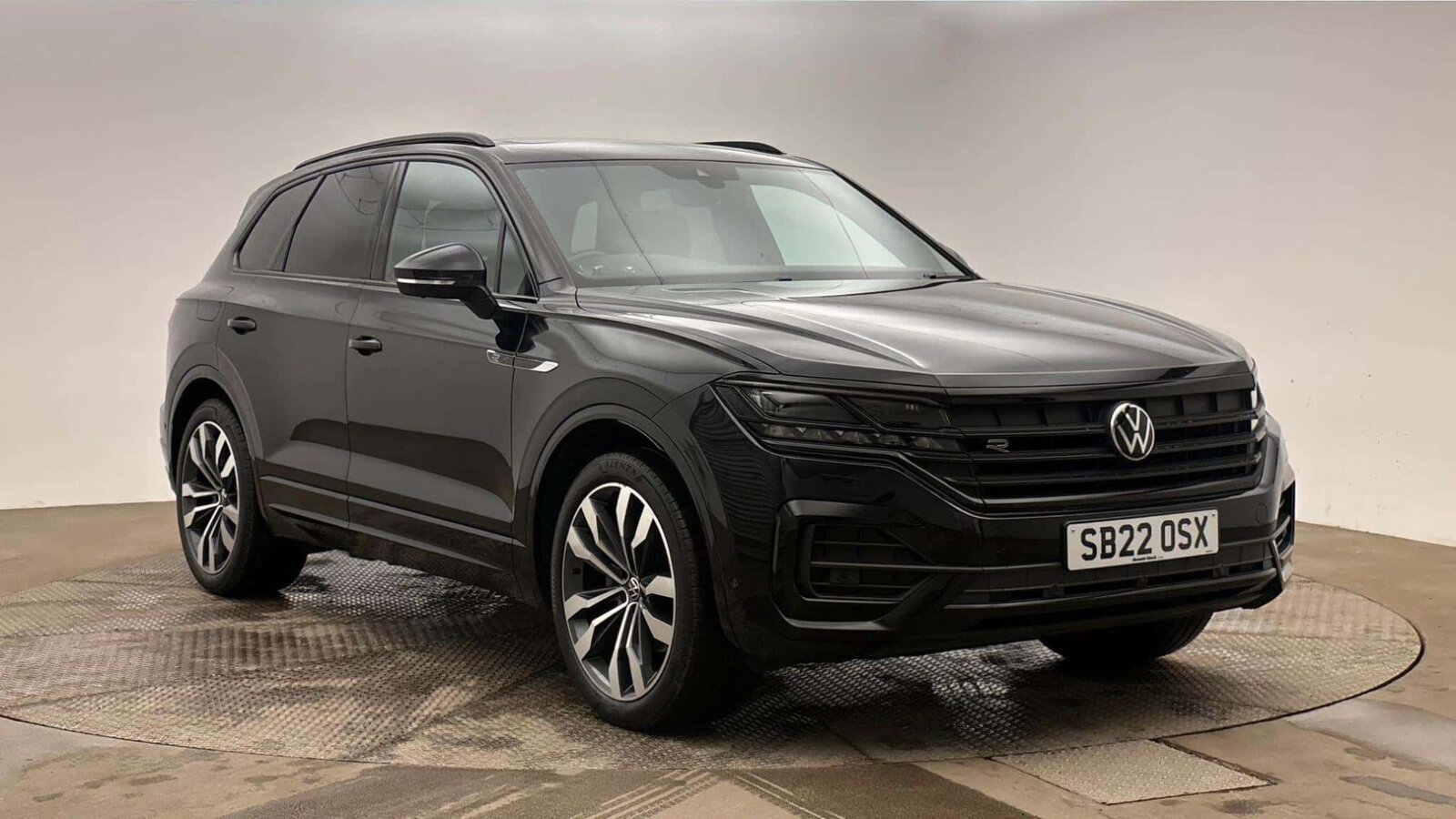Main listing image - Volkswagen Touareg