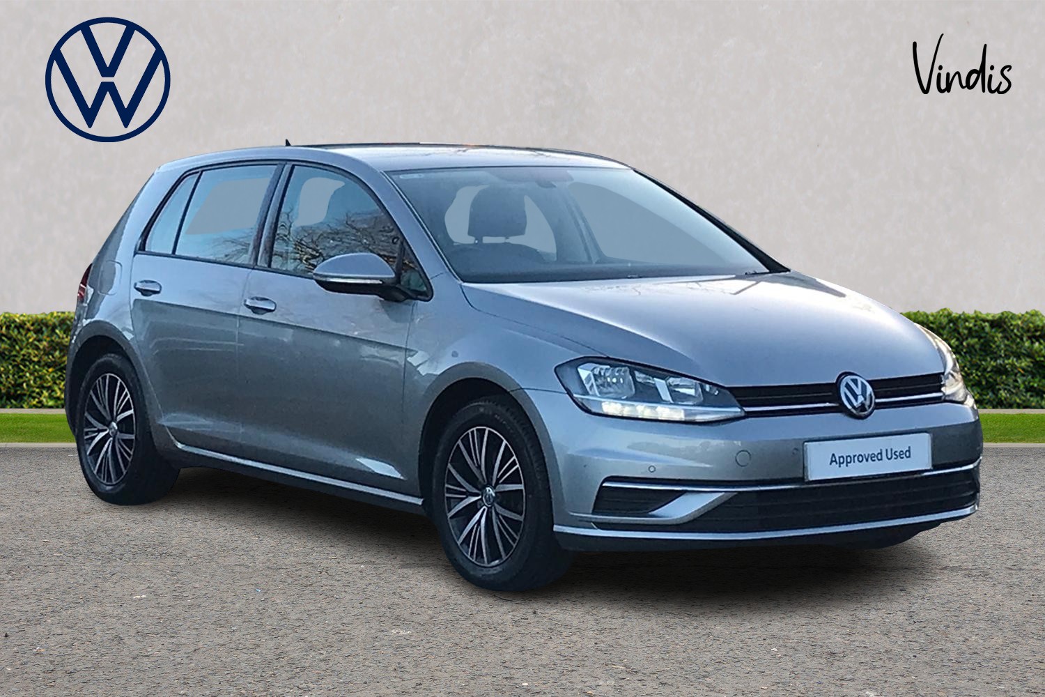 Main listing image - Volkswagen Golf