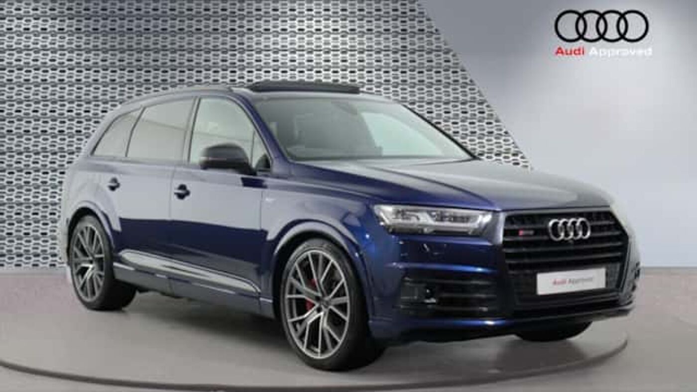 Main listing image - Audi Q7