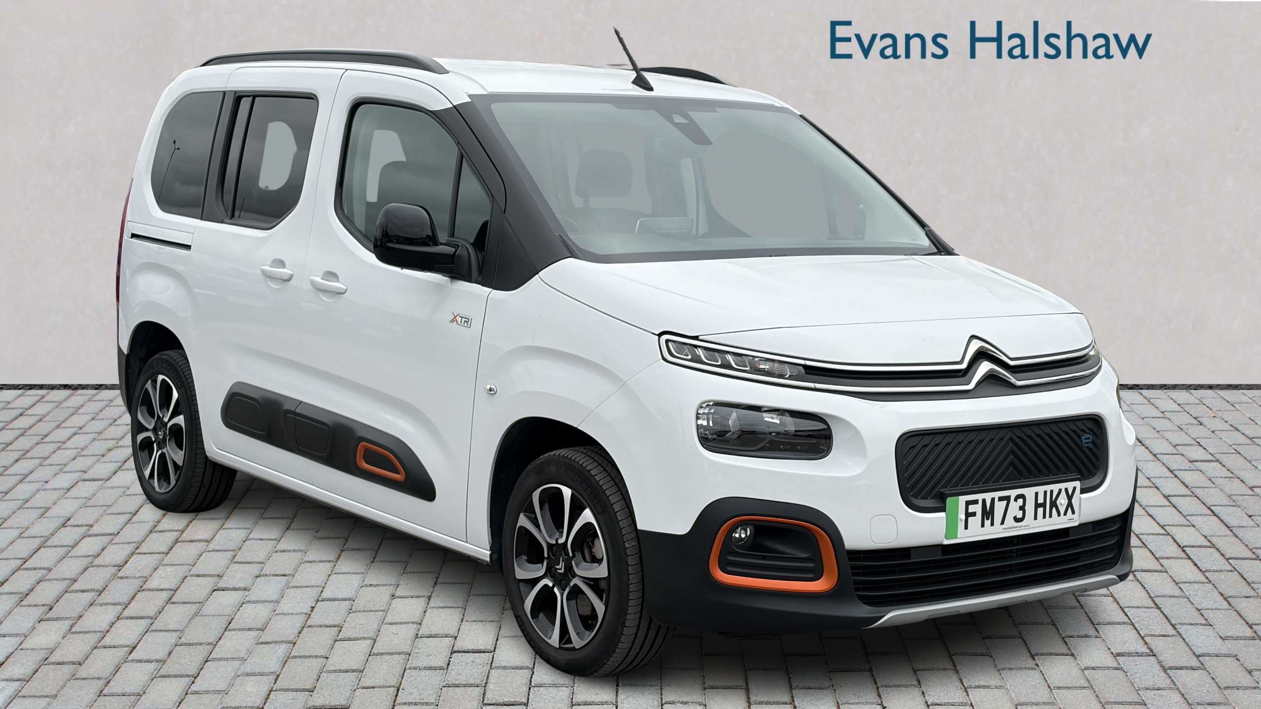 Main listing image - Citroen e-Berlingo