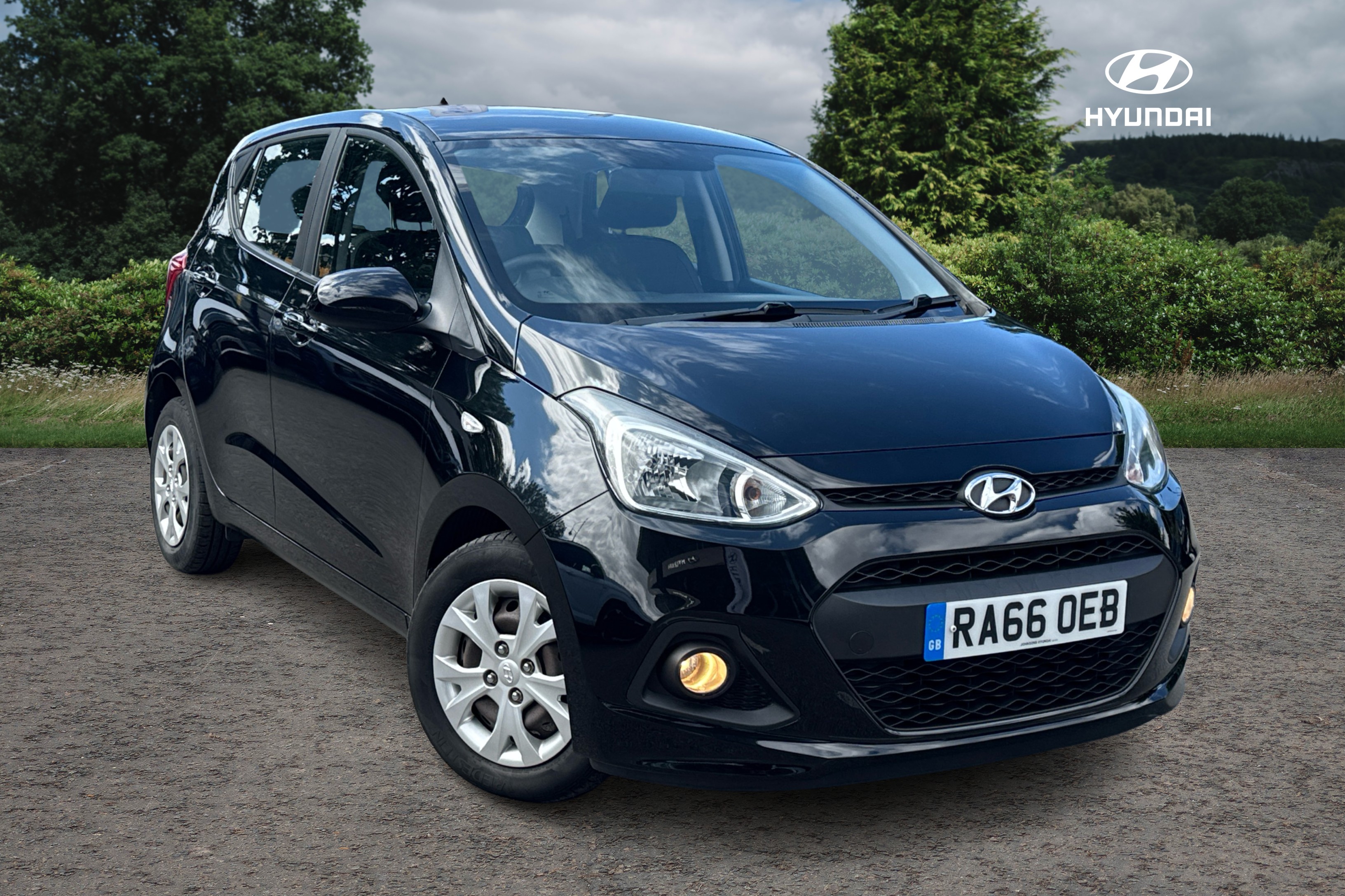 Main listing image - Hyundai i10