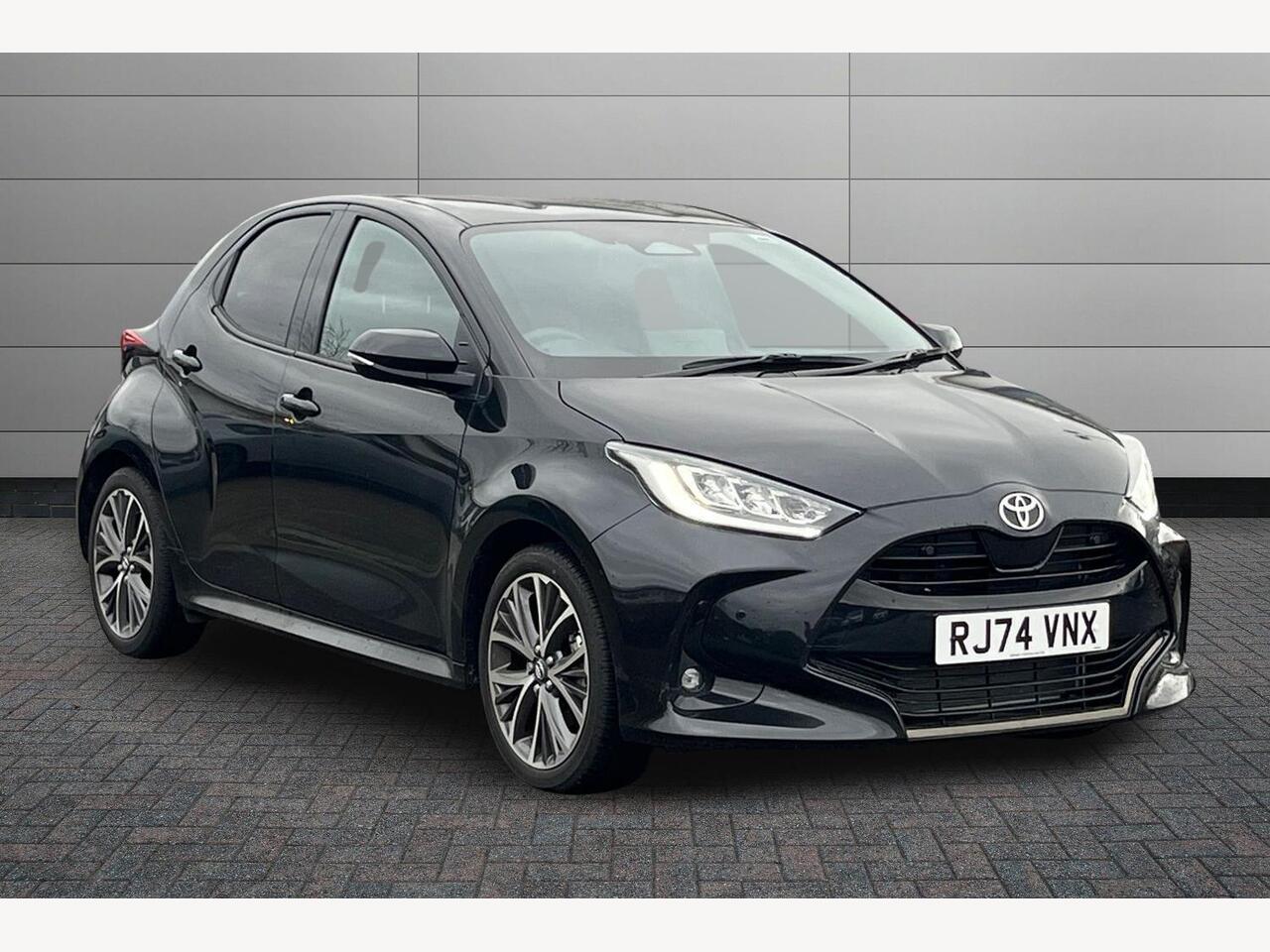 Main listing image - Toyota Yaris
