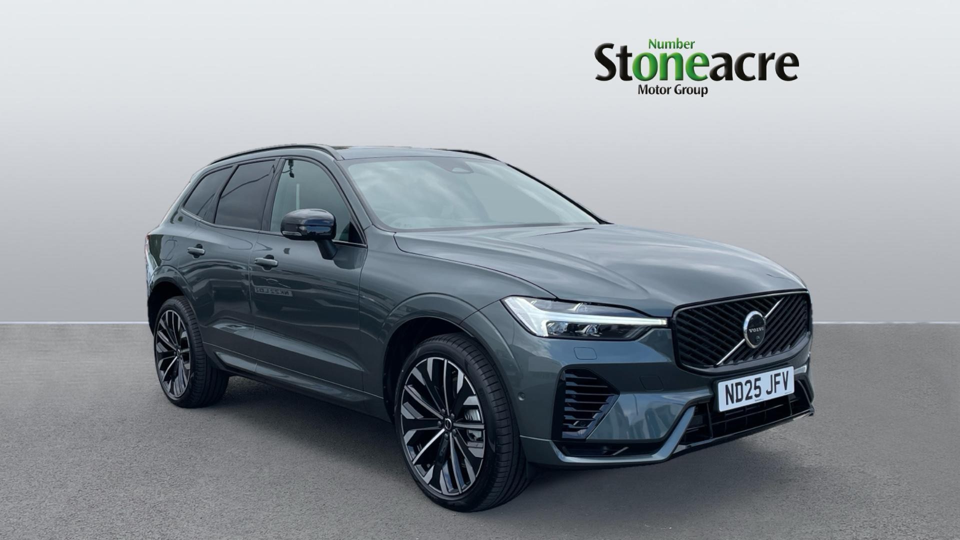 Main listing image - Volvo XC60