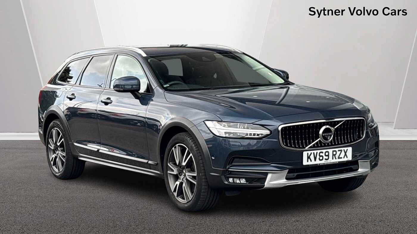 Main listing image - Volvo V90 Cross Country