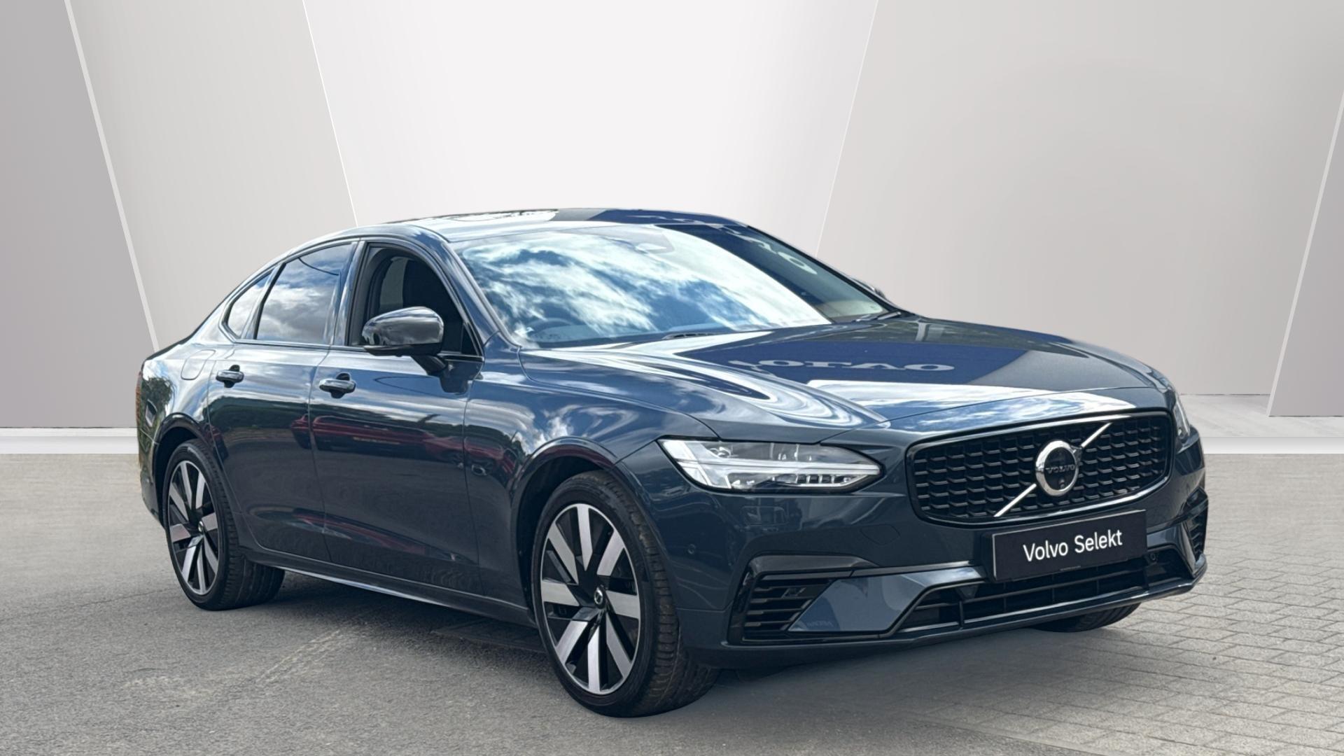 Main listing image - Volvo S90