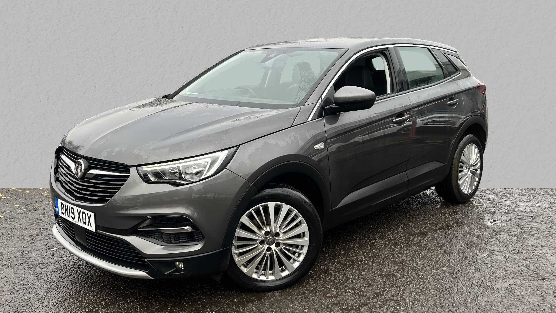 Main listing image - Vauxhall Grandland X