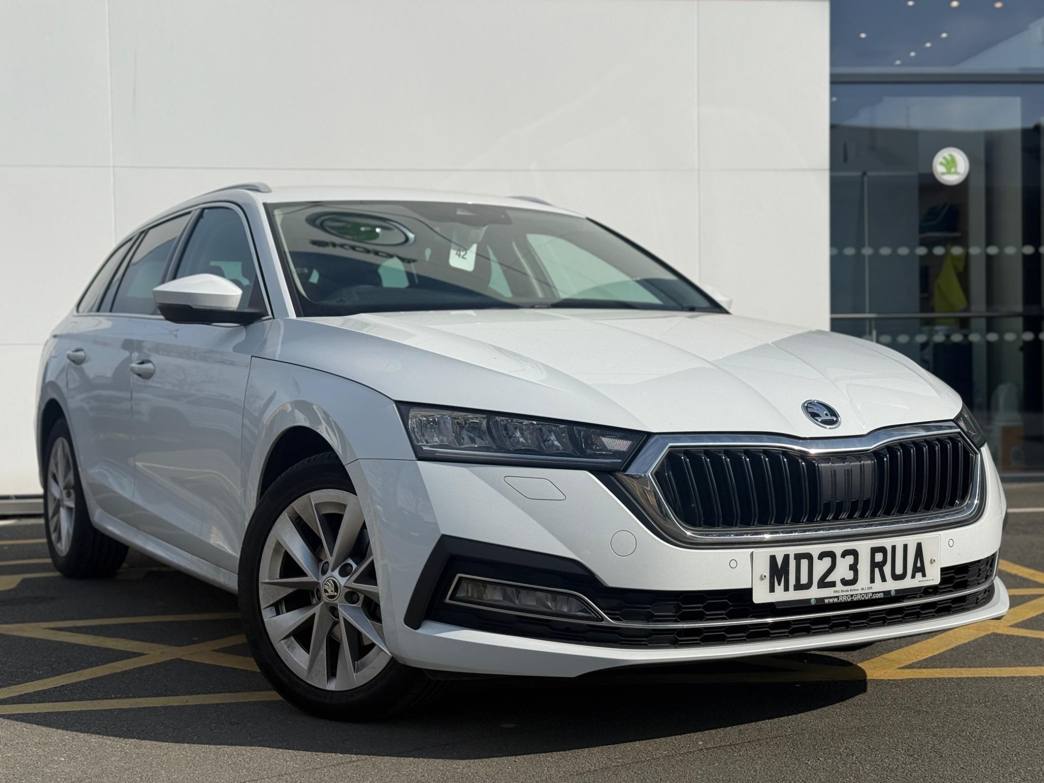 Main listing image - Skoda Octavia Estate