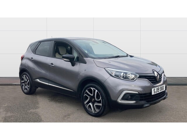 Main listing image - Renault Captur