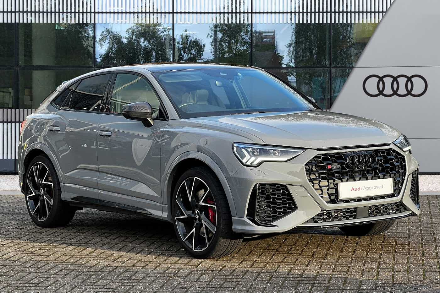 Main listing image - Audi RS Q3