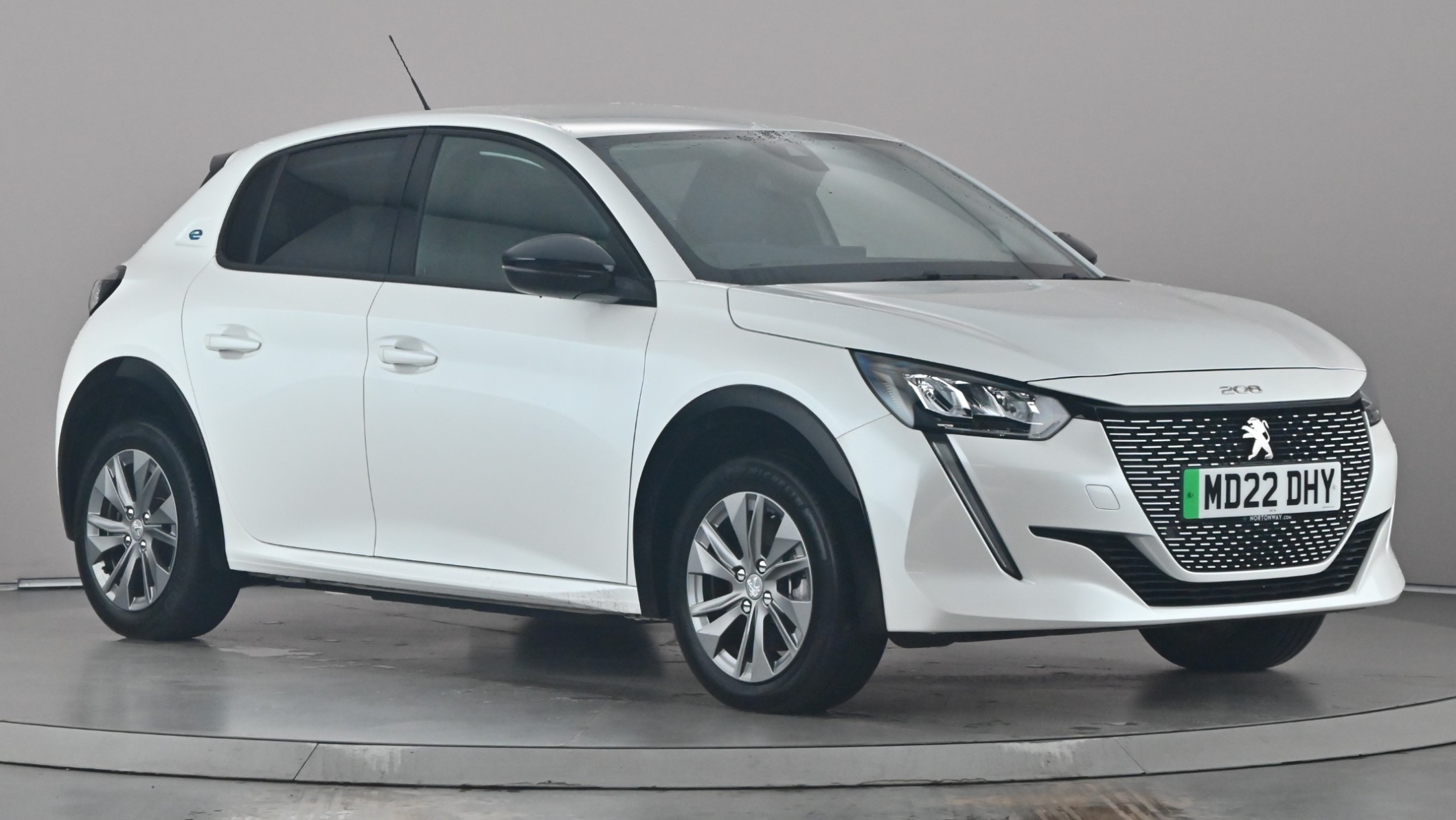 Main listing image - Peugeot e-208