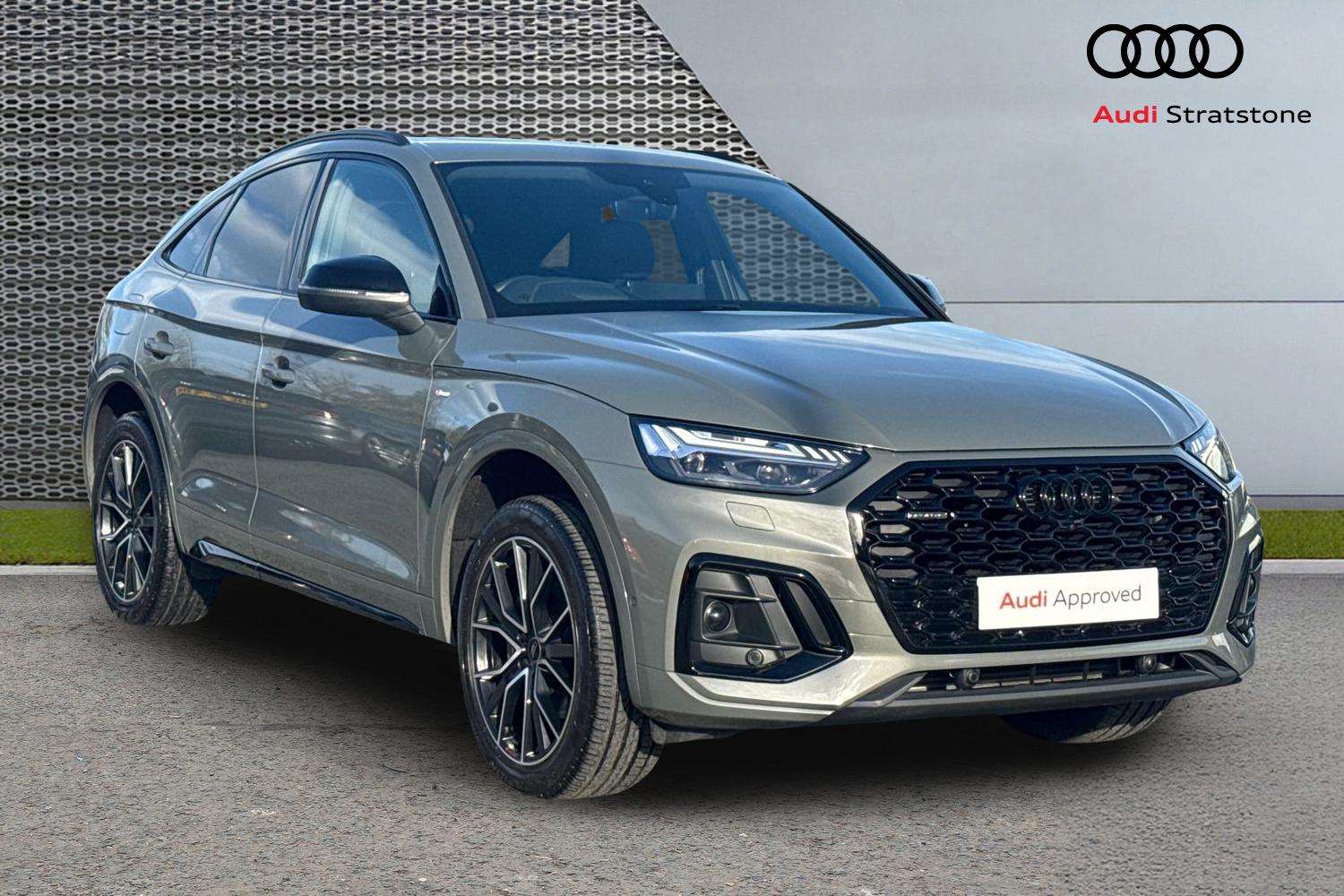 Main listing image - Audi Q5 Sportback