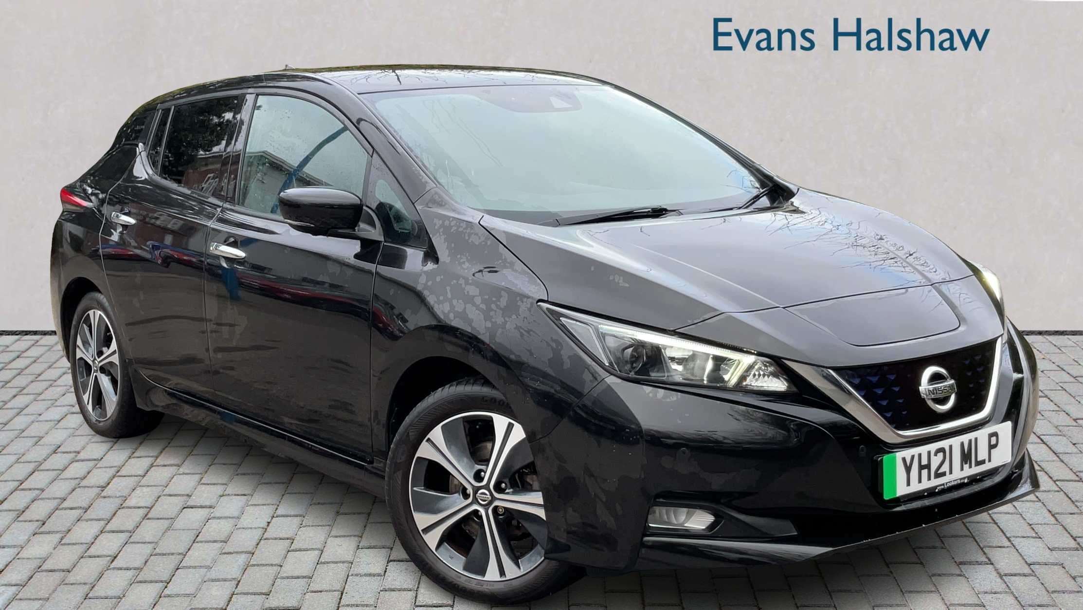 Main listing image - Nissan Leaf