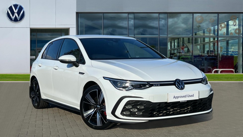 Main listing image - Volkswagen Golf