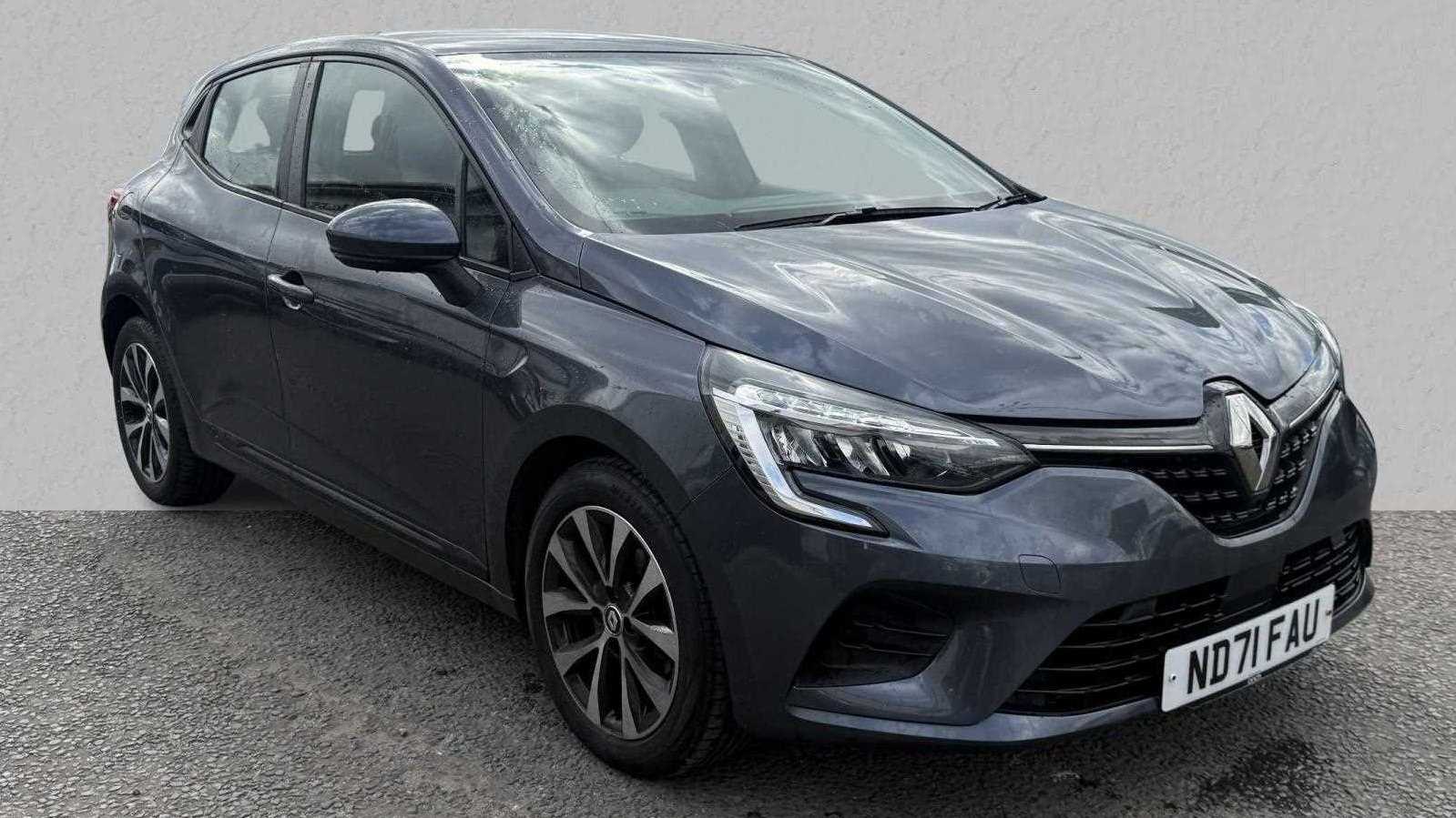 Main listing image - Renault Clio