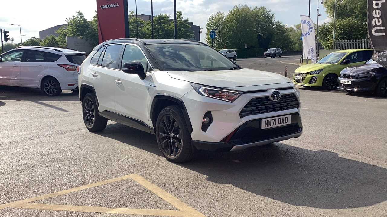 Main listing image - Toyota RAV4