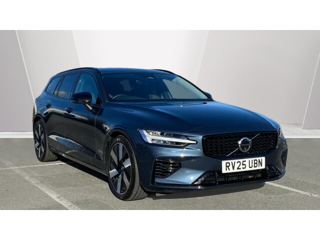 Main listing image - Volvo V60