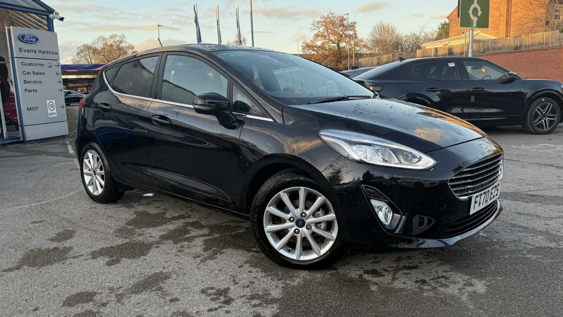 Main listing image - Ford Fiesta