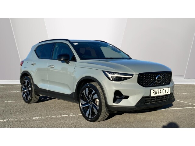 Main listing image - Volvo XC40