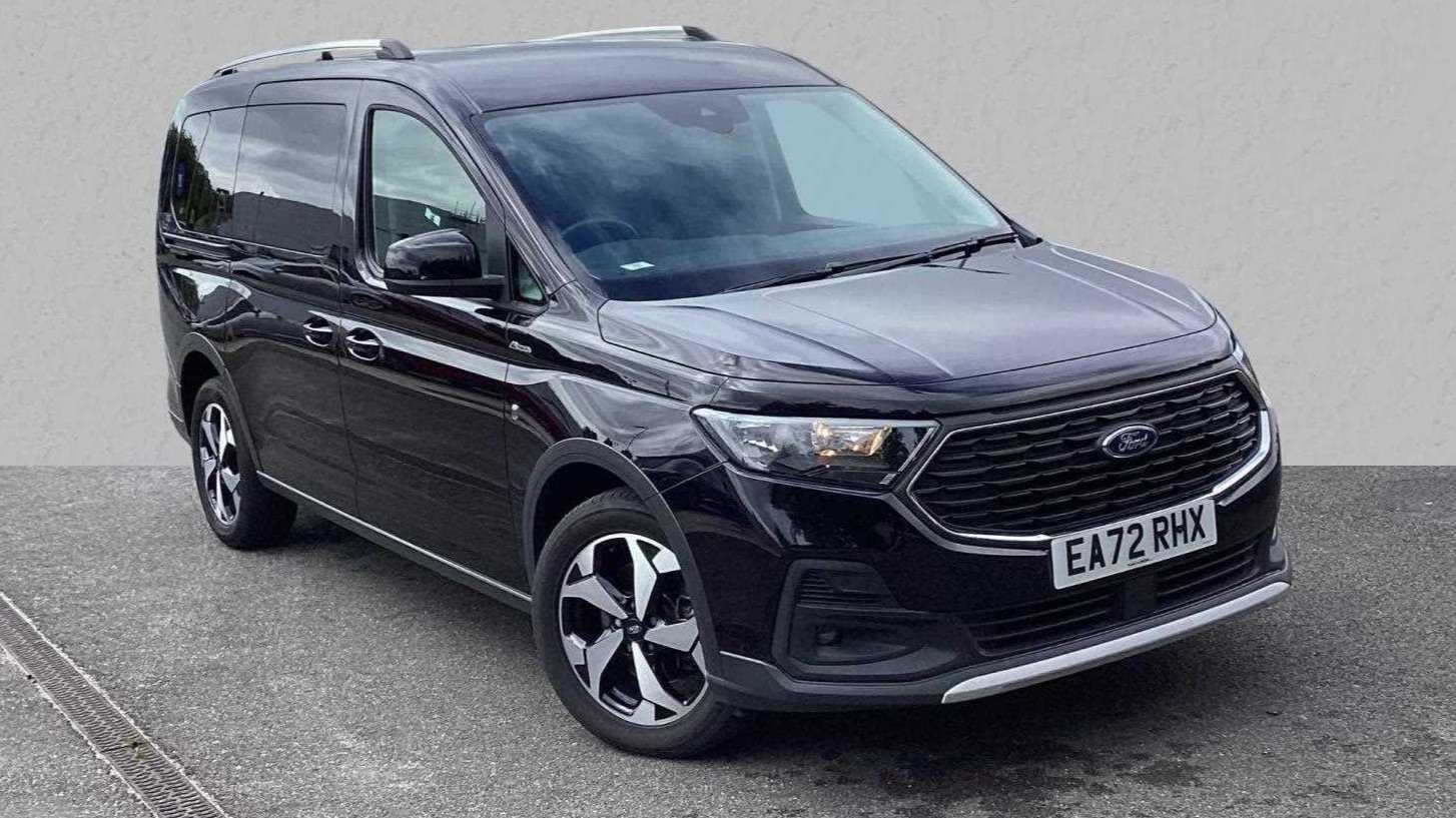 Main listing image - Ford Tourneo Connect