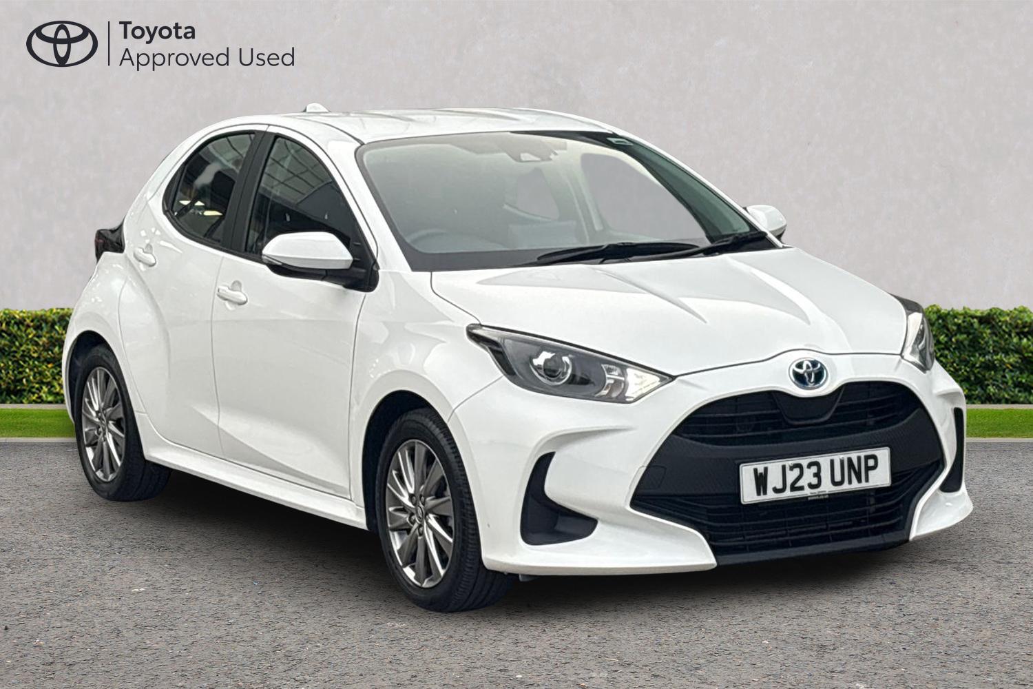Main listing image - Toyota Yaris