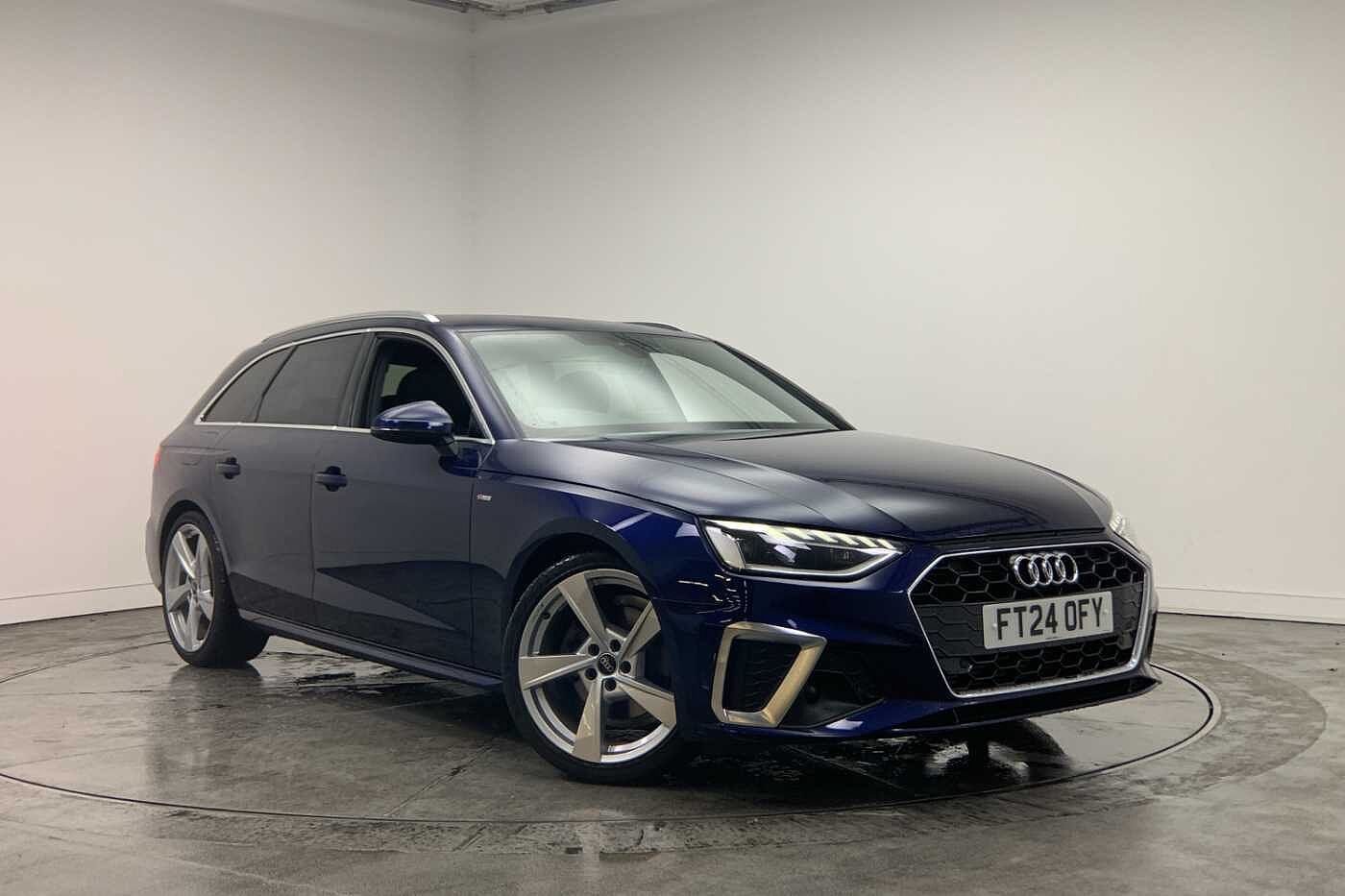 Main listing image - Audi A4