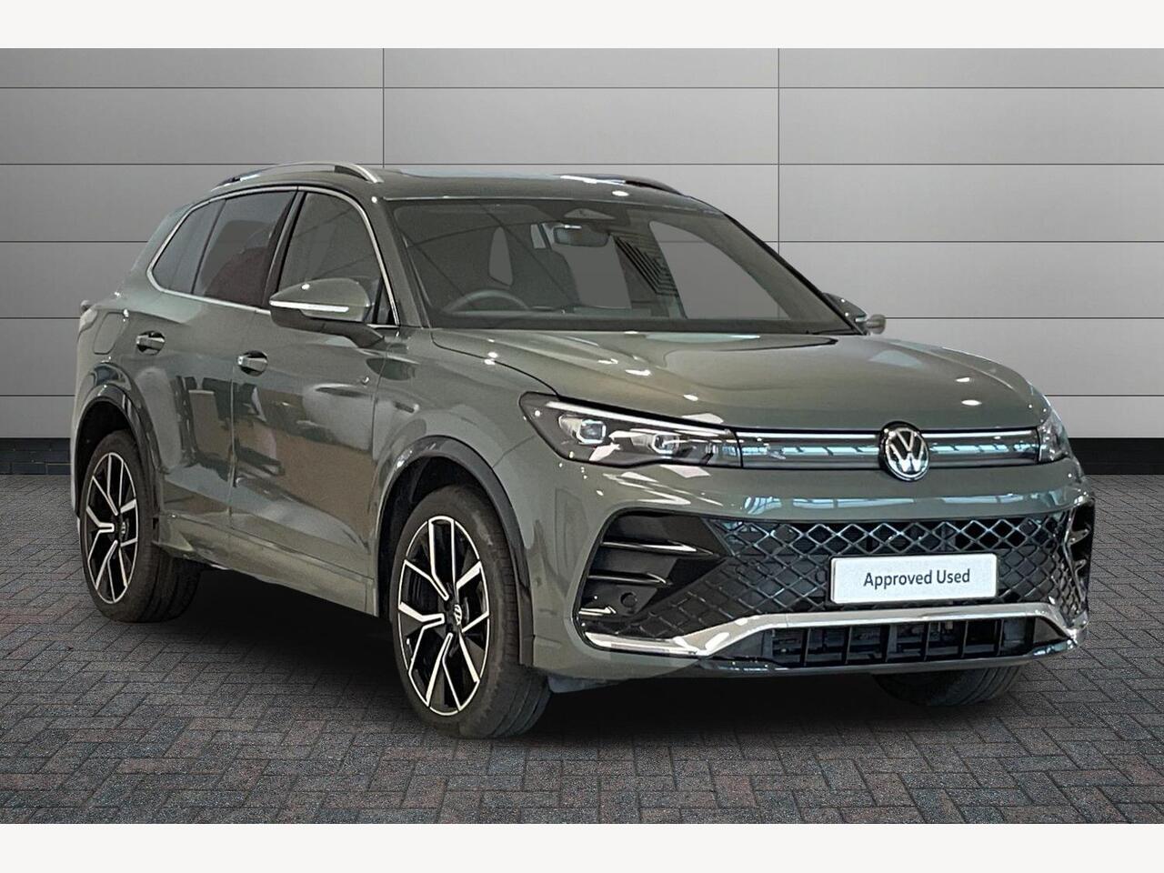 Main listing image - Volkswagen Tiguan