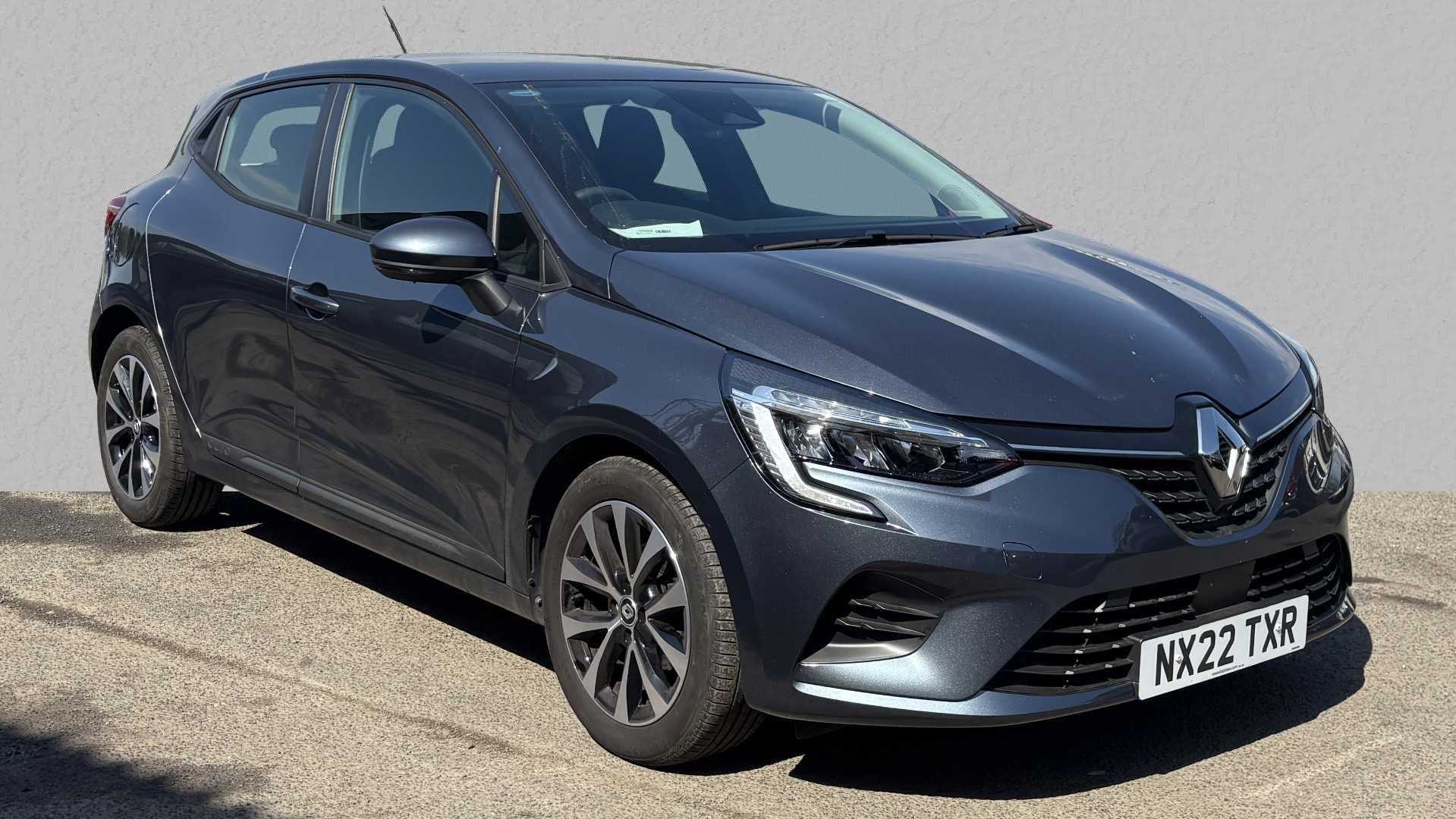 Main listing image - Renault Clio