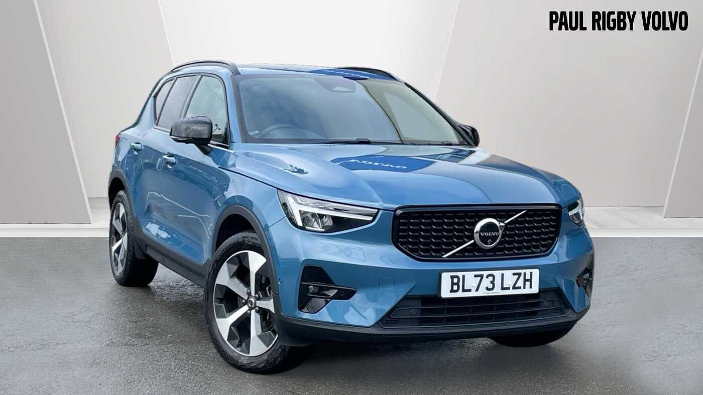 Main listing image - Volvo XC40