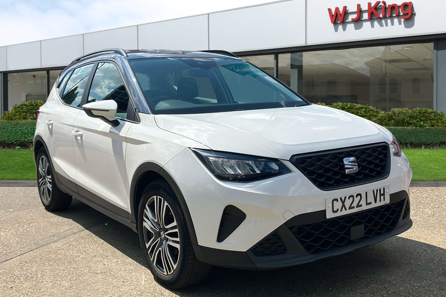 Main listing image - SEAT Arona