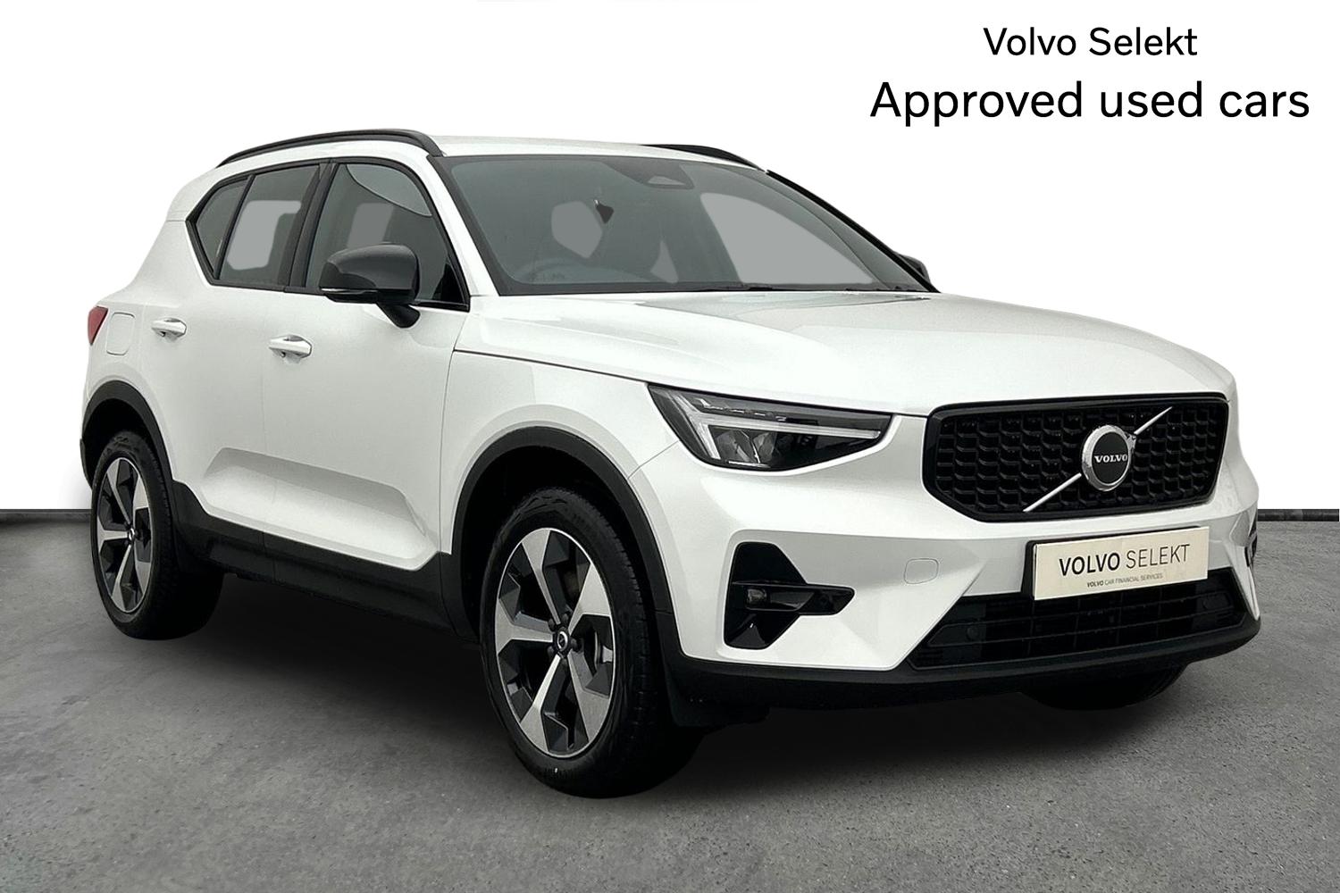 Main listing image - Volvo XC40