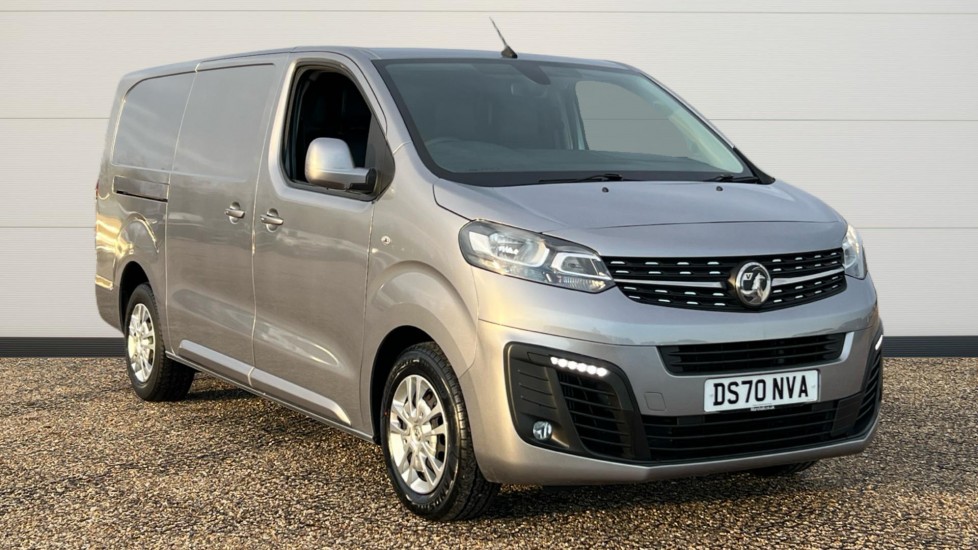 Main listing image - Vauxhall Vivaro