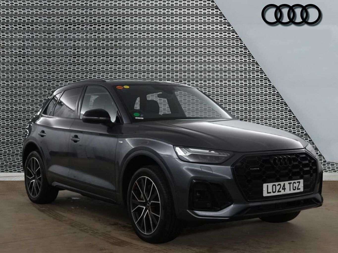 Main listing image - Audi Q5