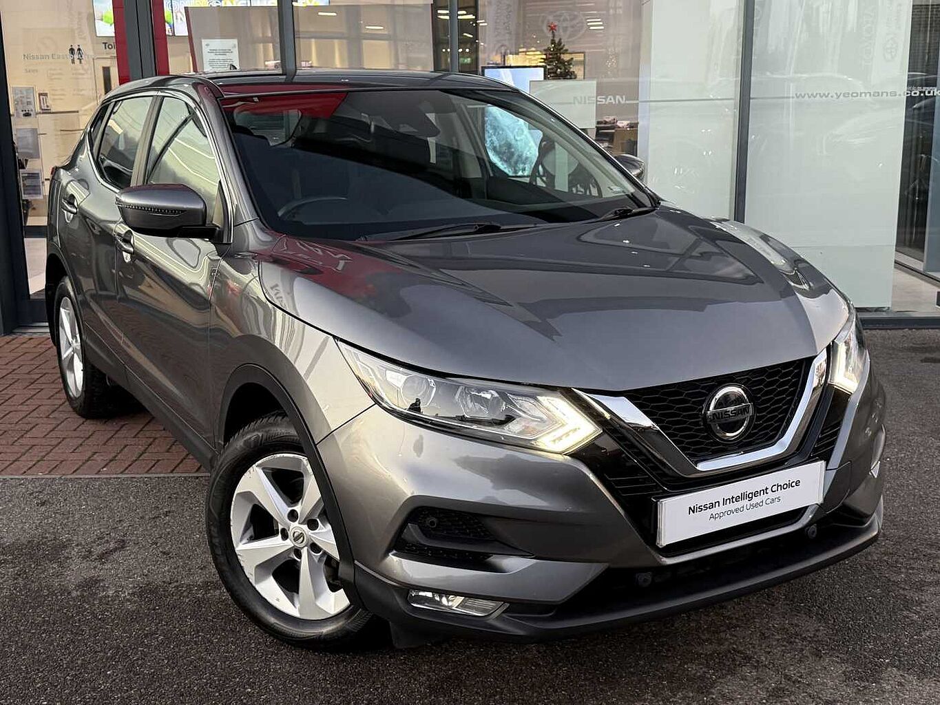Main listing image - Nissan Qashqai